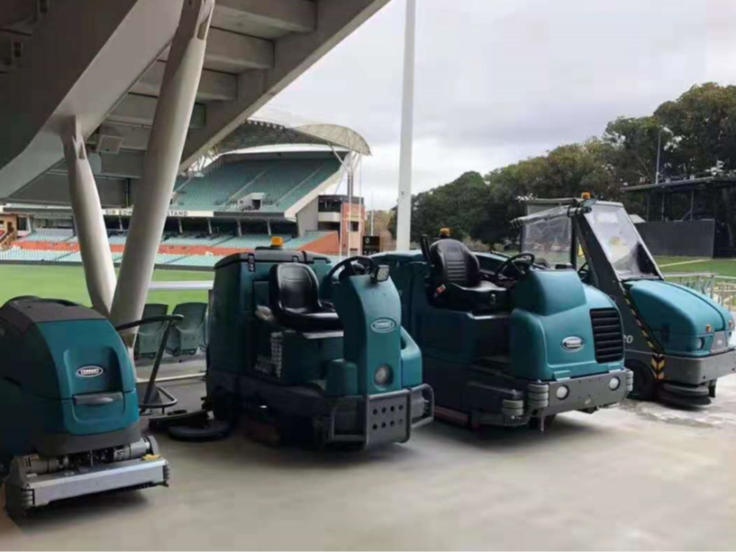 工廠洗地機(jī)應(yīng)該怎樣選擇？