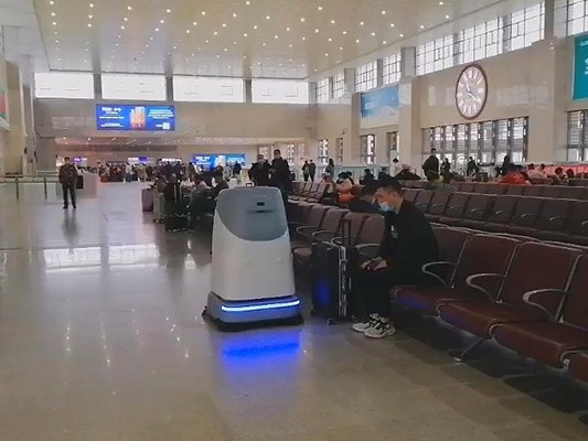 當高鐵站遇上坦力無人駕駛洗地車，奇跡發(fā)生了！