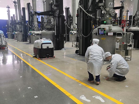 有了坦力工業(yè)無人掃地機器人，招工難？清潔難？不存在