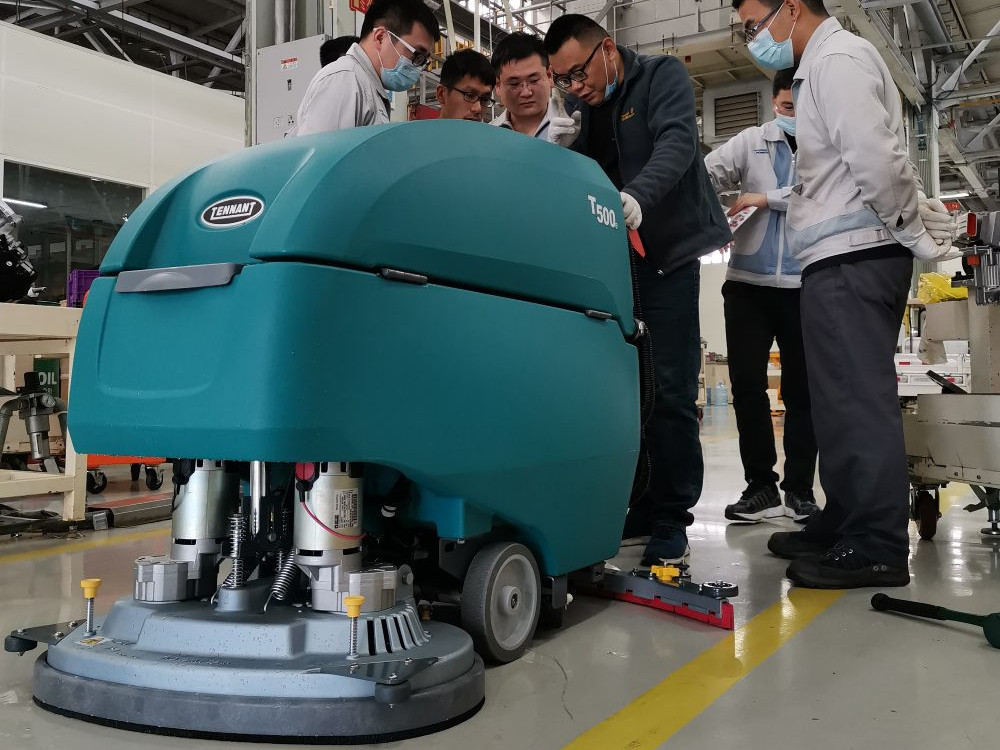 工廠選購洗地機(jī)的關(guān)鍵點(diǎn)，都在這里了！