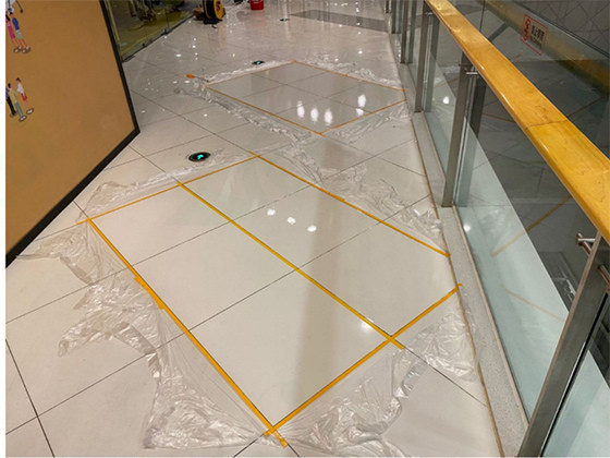 商場(chǎng)瓷磚地面有險(xiǎn)，維新保養(yǎng)需謹(jǐn)慎