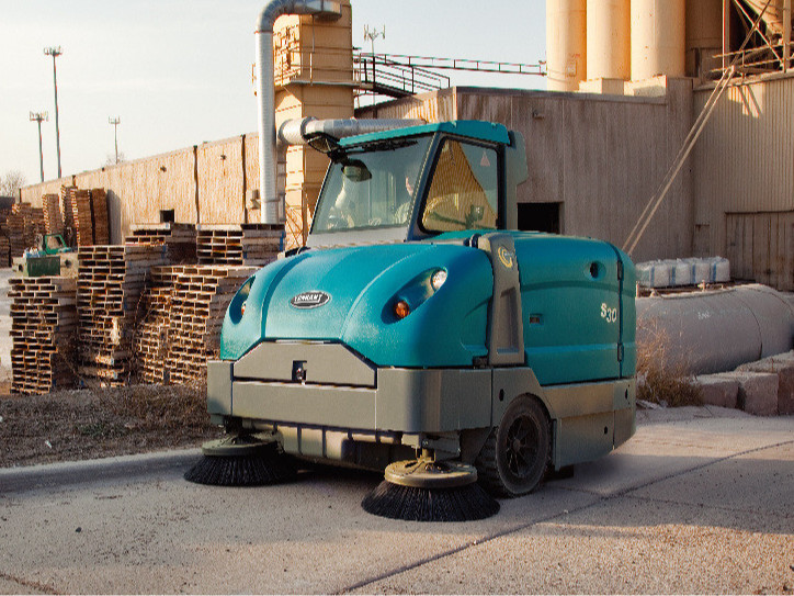 關(guān)于工廠掃地機(jī)你不知道的那些事：刷盤需多久更換一次？