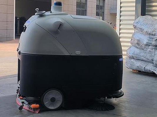 當工廠地面遇 “強敵”，坦力智能工業(yè)掃地機器人來 “救場”