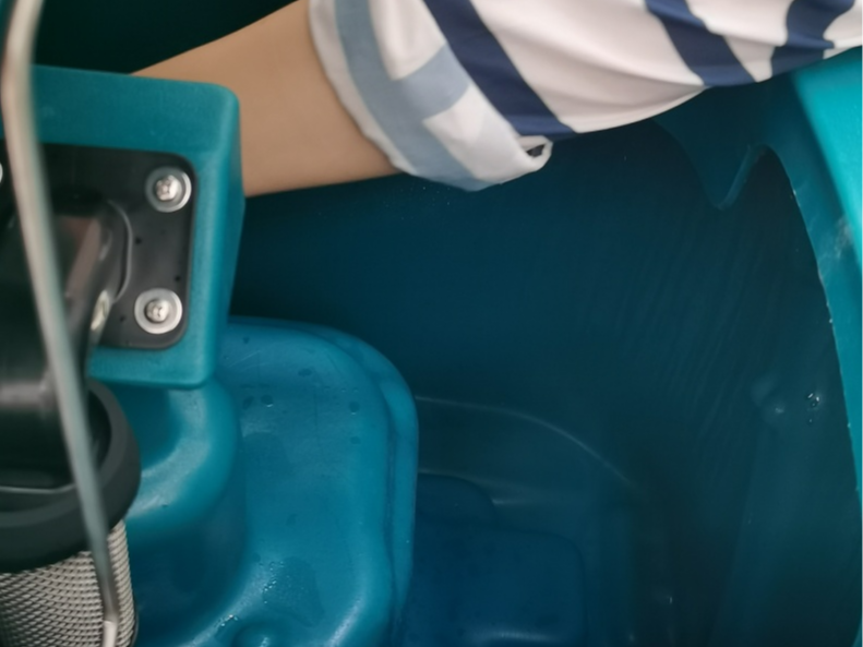 洗地機(jī)污水箱如何清洗？