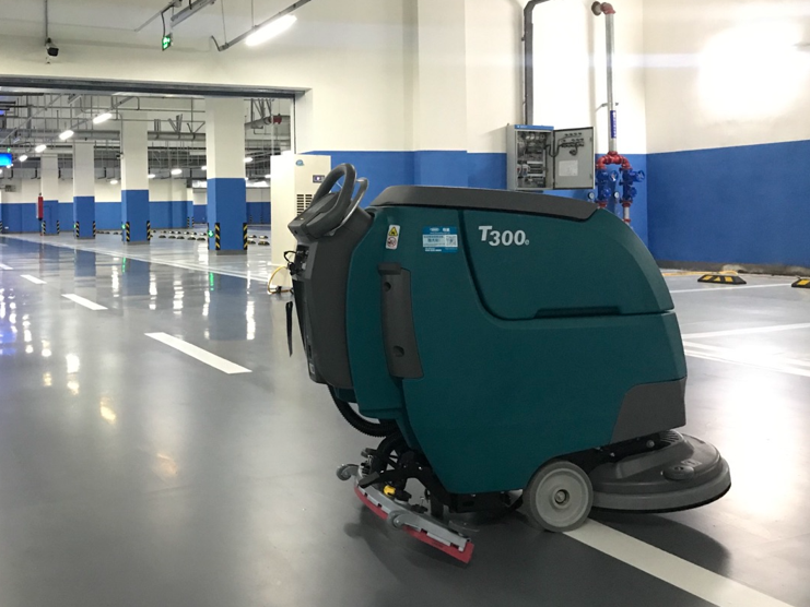 商業(yè)寫字樓為何使用洗地機(jī)？