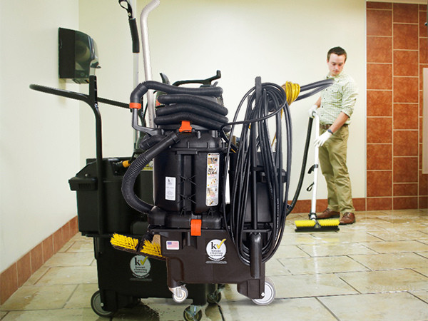 寫字樓公用衛(wèi)生間臟亂異味大，廁寶來幫你！